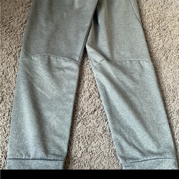 Joggers - Picture 2 of 2
